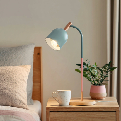 U1989352319 - lampa - na - nonm - stolku - u - postele -  -  - v - 7 - 8b30de7f - ff2c - 432a - a697 - d221707763ae - 0